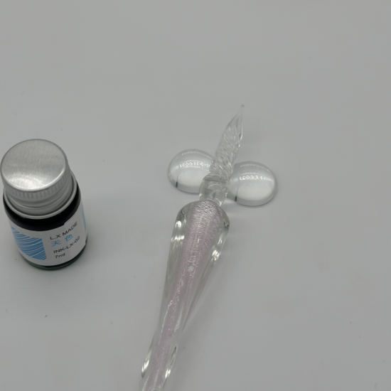 Sakura Cold Dew Glass Pen Coloured Glaze Decoration Sakura Cold Dew Glass Pen Coloured Glaze Decoration